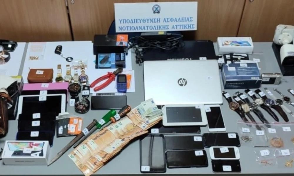 Εξαρθρώθηκε σπείρα που έμπαινε σε σπίτια: Έκλεψαν πάνω από 500.000